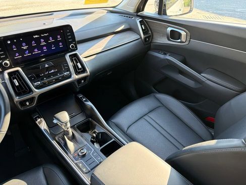 Certified 2023 Kia Sorento S w/ Panoramic Sunroof Package AWD/4WD image 28
