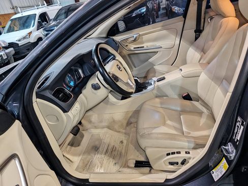 Used 2015 Volvo S60 T5 Premier image 15