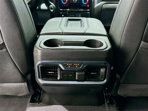 Used 2021 GMC Sierra 1500 SLT image 25