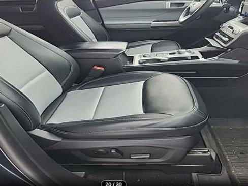 Used 2022 Ford Explorer XLT w/ Equipment Group 202A image 1