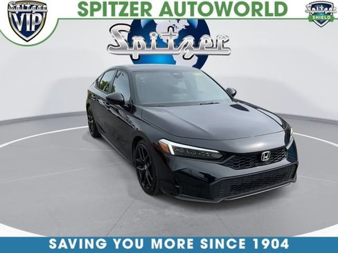 Used 2025 Honda Civic Sport image 4