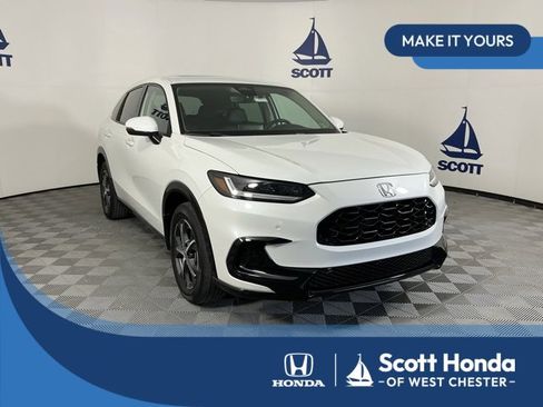 Used 2023 Honda HR-V EX-L image 1