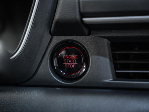 Used 2024 Honda Pilot EX-L image 34