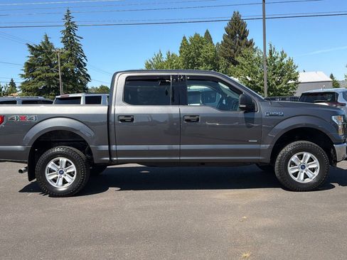 Used 2015 Ford F150 XLT w/ Equipment Group 301A Mid AWD/4WD image 3