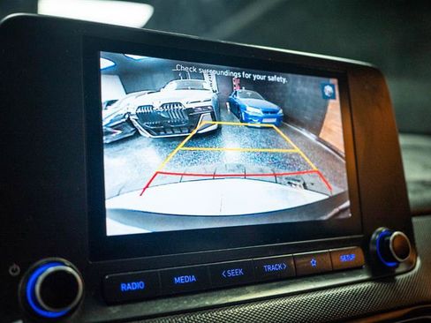 Used 2023 Hyundai Kona SEL FWD image 18