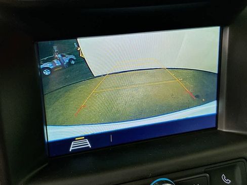 Used 2018 GMC Terrain SLE image 28