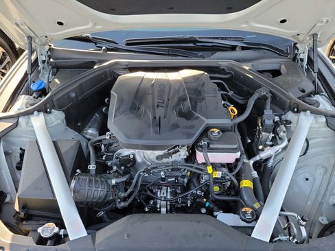 Certified 2026 Genesis G70 2.5T image 28