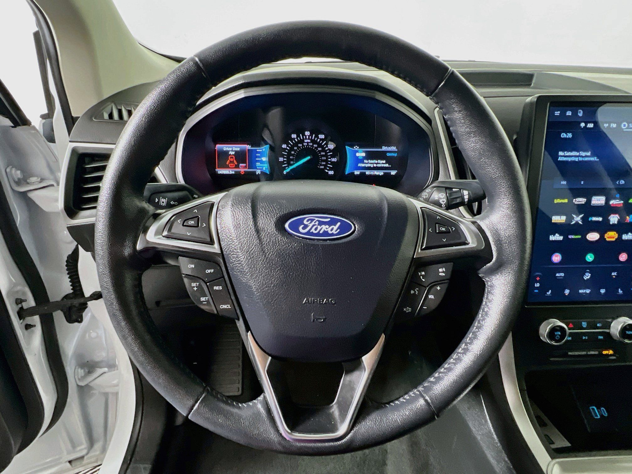 Used 2024 Ford Edge SEL AWD/4WD image 17