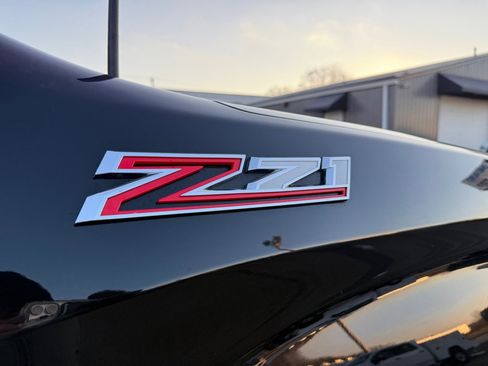 Used 2021 Chevrolet Silverado 1500 RST image 46