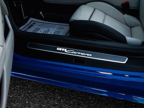 Used 2026 Porsche 911 Carrera RWD image 16
