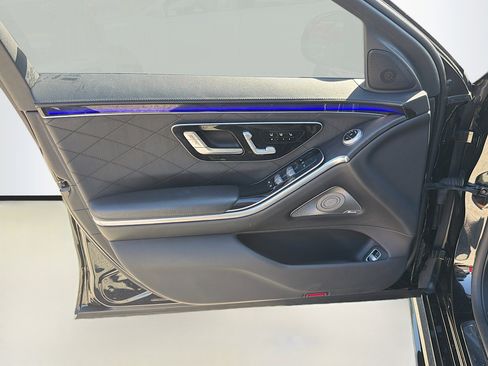 Used 2022 Mercedes-Benz S 580 4MATIC Sedan image 22