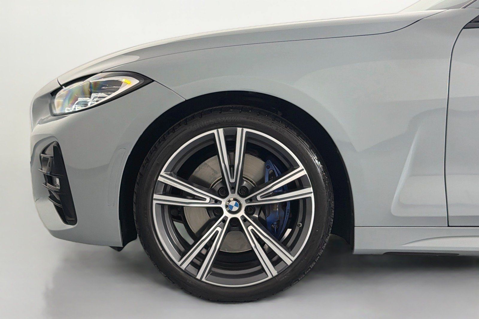 Used 2023 BMW 430i xDrive Convertible w/ M Sport Package AWD/4WD image 16