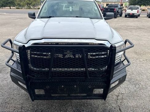 Used 2020 RAM 2500 Tradesman w/ Chrome Appearance Group RWD image 2