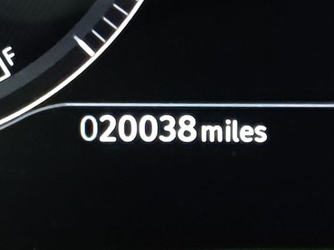 Used 2024 Jaguar F-PACE R-Dynamic S image 17