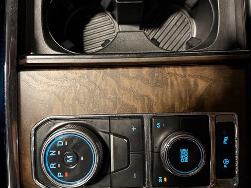 Used 2018 Ford Expedition Max Platinum image 34