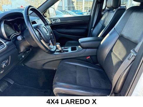 Used 2022 Jeep Grand Cherokee Laredo X AWD/4WD image 21
