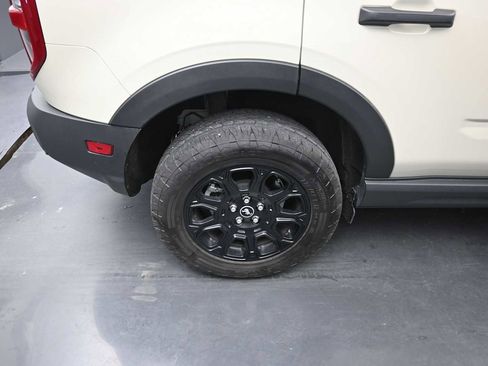 Used 2025 Ford Bronco Sport Badlands w/ Badlands Tech Package AWD/4WD image 10