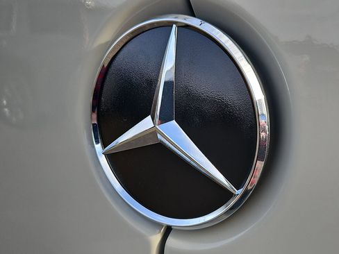 Used 2023 Mercedes-Benz Sprinter 2500 image 28