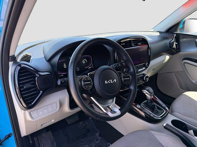 Used 2024 Kia Soul EX FWD image 9