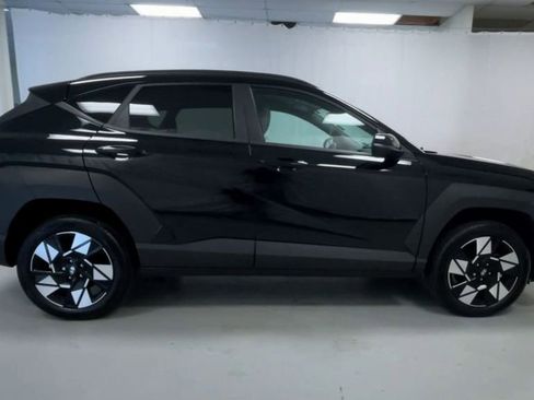 Used 2024 Hyundai Kona SEL w/ Convenience Package image 25