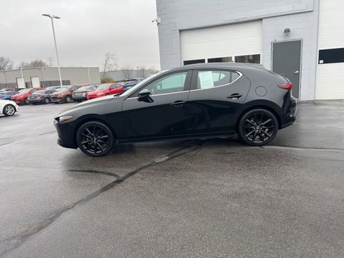Used 2024 MAZDA MAZDA3 s image 17