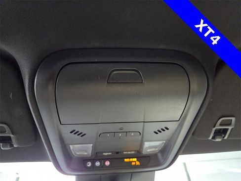 Used 2024 Cadillac XT4 Luxury w/ Cold Weather Package image 30