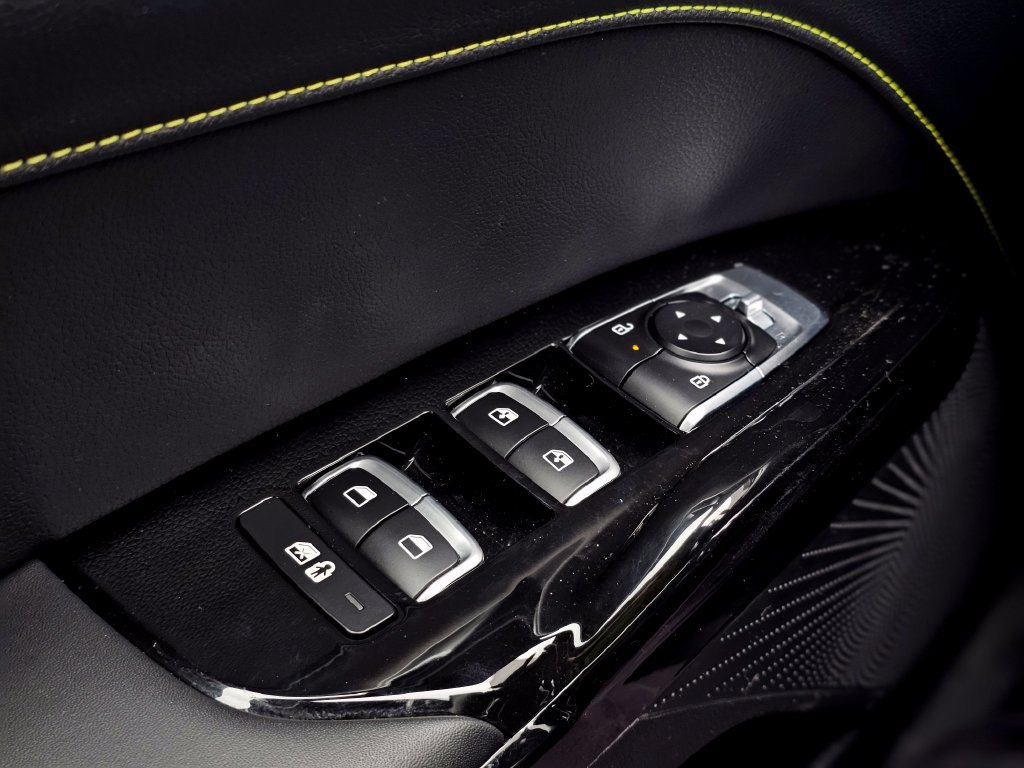 Used 2025 Kia K5 GT FWD image 30