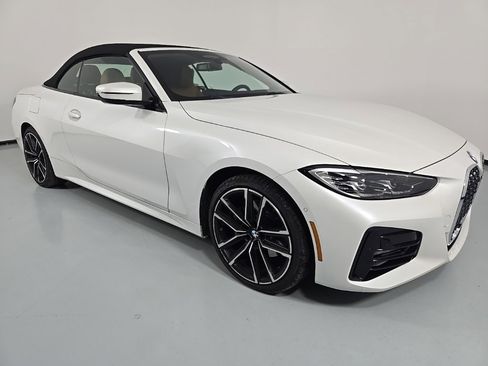 Certified 2024 BMW 430i xDrive Convertible w/ M Sport Package image 6