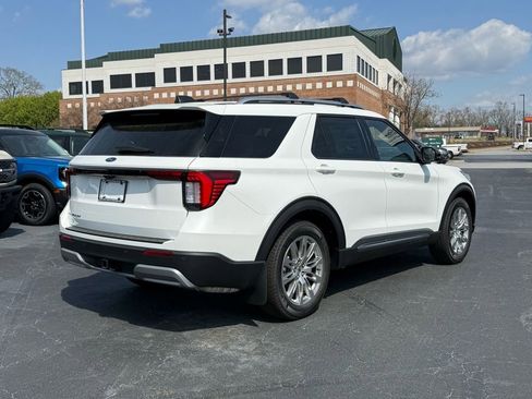 New 2026 Ford Explorer Platinum RWD image 4