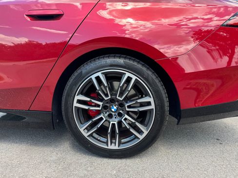 Certified 2024 BMW 540i xDrive w/ Premium Package AWD/4WD image 6