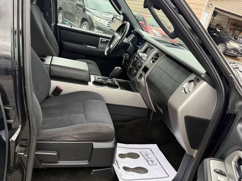 Used 2016 Ford Expedition EL XLT RWD image 16