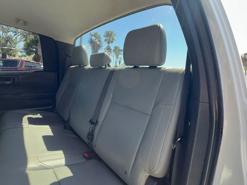 Used 2019 Toyota Tundra SR image 31