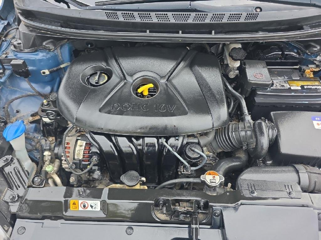 Used 2016 Hyundai Elantra Value Edition FWD image 22