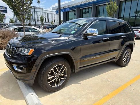 Used 2021 Jeep Grand Cherokee Limited RWD image 1