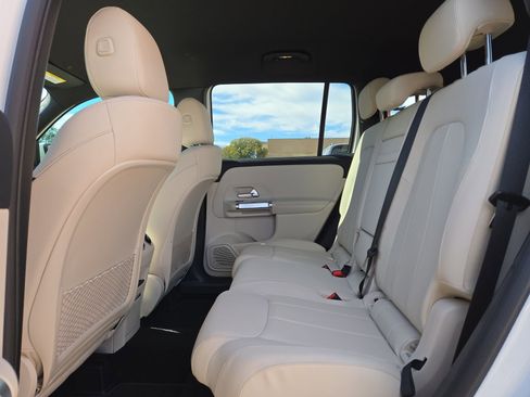 New 2025 Mercedes-Benz GLB 250 GLB 250 image 13