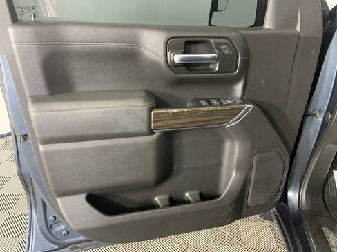 Used 2020 Chevrolet Silverado 1500 LT image 21