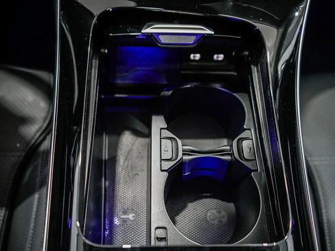 Used 2025 Mercedes-Benz C 300 Sedan image 22