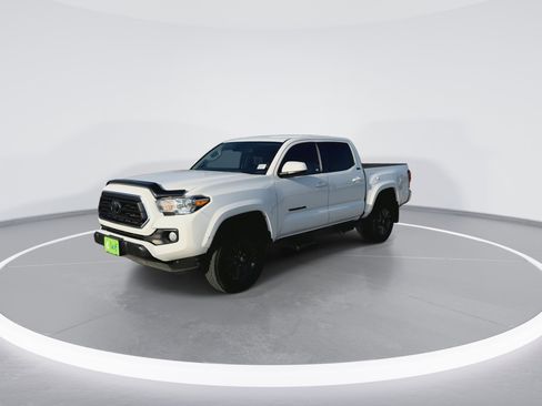 Used 2022 Toyota Tacoma SR5 image 5