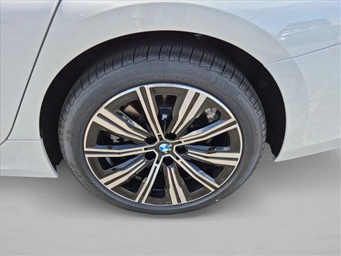 New 2026 BMW 330i xDrive Sedan w/ Premium Package AWD/4WD image 10