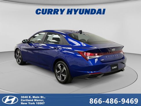 Certified 2023 Hyundai Elantra SEL w/ Convenience Package FWD image 3