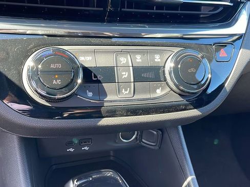 New 2026 Buick Envista Sport Touring w/ Convenience I Package FWD image 19