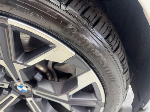 Used 2025 BMW 230i Coupe w/ M Sport Package image 82