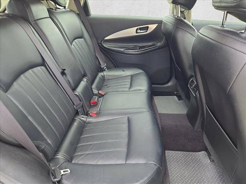 Used 2017 INFINITI QX50 2WD image 18