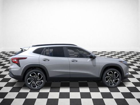 New 2026 Chevrolet Trax RS image 5