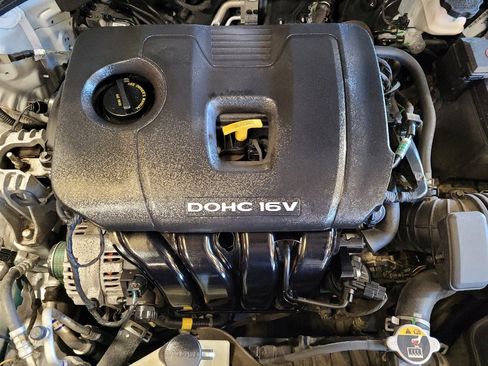 Used 2018 Hyundai Elantra SEL image 30