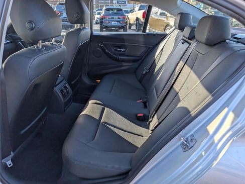 Used 2017 BMW 320i Sedan image 14