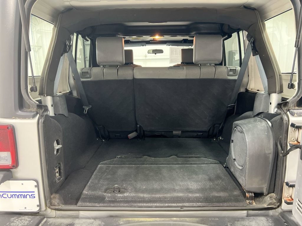 Used 2007 Jeep Wrangler Unlimited Sahara RWD image 21