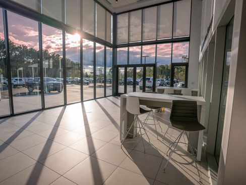 Used 2023 Dodge Durango SXT image 6