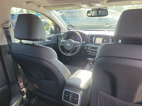 Used 2019 Kia Sportage EX w/ EX Technology Package FWD image 13