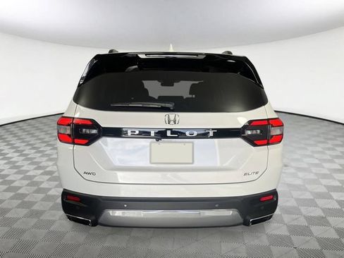 New 2026 Honda Pilot Elite image 4